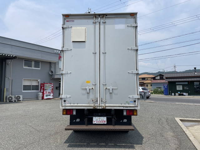 いすゞエルフアルミバン小型（2t・3t）[写真08]