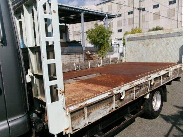 日産コンドルダブルキャブ（Wキャブ）中型（4t）[写真12]