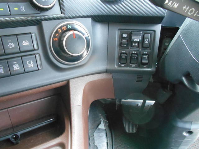 日野プロフィアトレーラーヘッド（トラクターヘッド）大型（10t）[写真27]