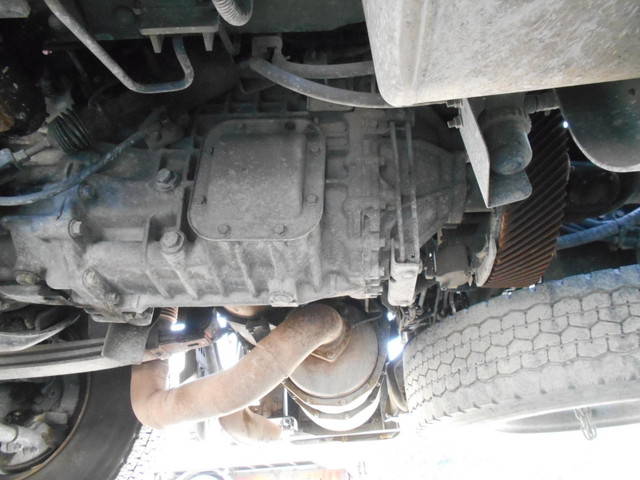 日野プロフィアトレーラーヘッド（トラクターヘッド）大型（10t）[写真20]