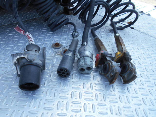 日野プロフィアトレーラーヘッド（トラクターヘッド）大型（10t）[写真11]