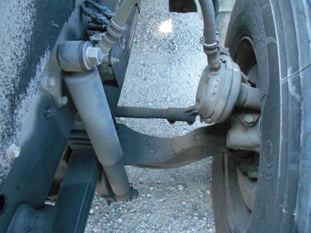 日野プロフィアトレーラーヘッド（トラクターヘッド）大型（10t）[写真23]