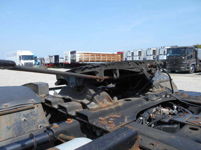 日野プロフィアトレーラーヘッド（トラクターヘッド）大型（10t）[写真07]