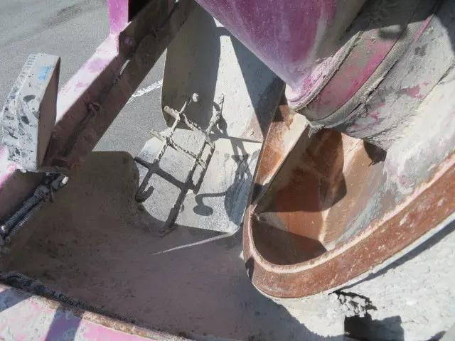 日野デュトロミキサー車（コンクリートミキサー）小型（2t・3t）[写真24]