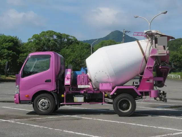 日野デュトロミキサー車（コンクリートミキサー）小型（2t・3t）[写真03]