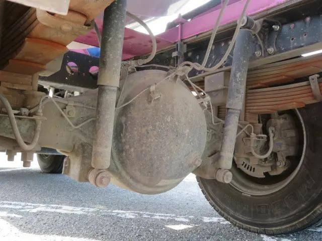 日野デュトロミキサー車（コンクリートミキサー）小型（2t・3t）[写真40]