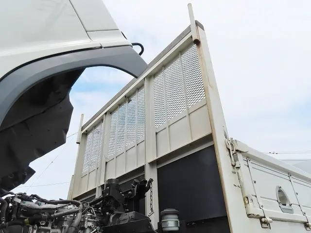 日野レンジャー平ボディ増トン（6t・8t）[写真12]