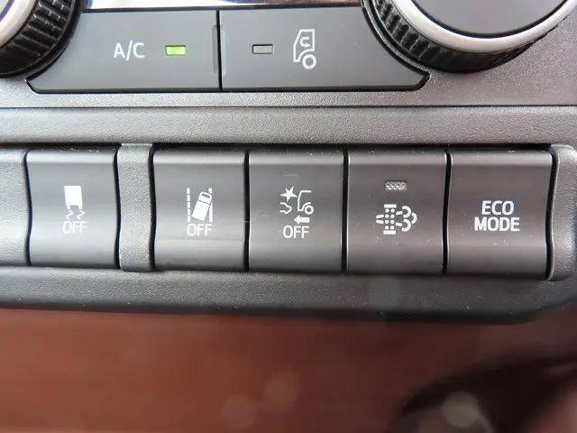 日野レンジャー平ボディ増トン（6t・8t）[写真19]