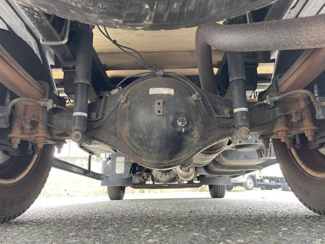 三菱ふそうキャンター平ボディ小型（2t・3t）[写真22]