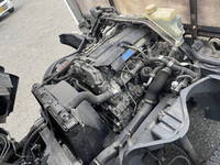 三菱ふそうキャンター平ボディ小型（2t・3t）[写真24]