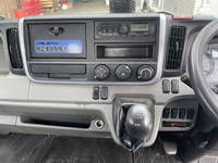 三菱ふそうキャンター平ボディ小型（2t・3t）[写真36]