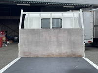 三菱ふそうキャンター平ボディ小型（2t・3t）[写真16]