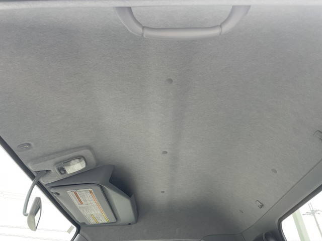 三菱ふそうキャンター平ボディ小型（2t・3t）[写真28]