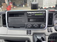 三菱ふそうキャンター平ボディ小型（2t・3t）[写真33]