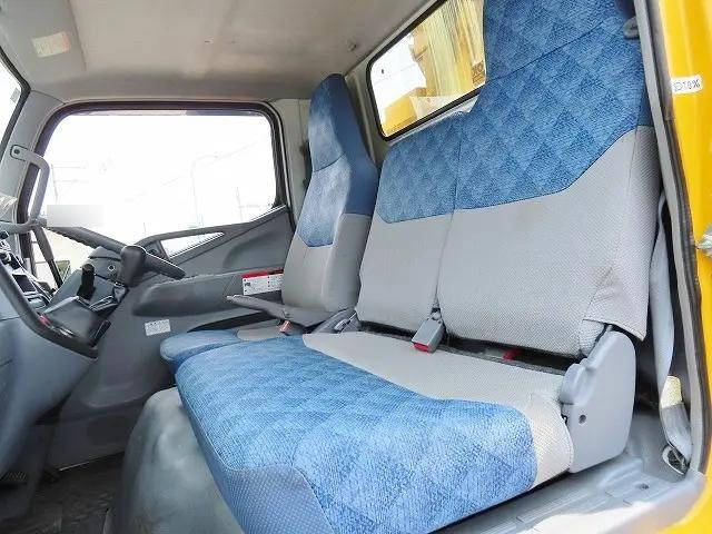 三菱ふそうキャンター穴掘建柱車小型（2t・3t）[写真33]