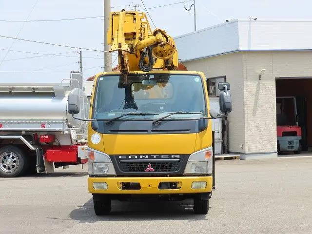 三菱ふそうキャンター穴掘建柱車小型（2t・3t）[写真05]