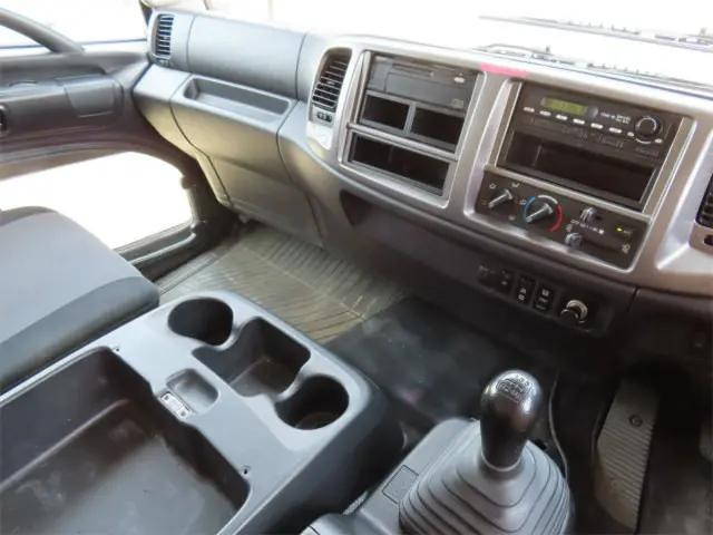 日野レンジャーバキュームカー中型（4t）[写真12]