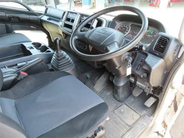 日野レンジャーバキュームカー中型（4t）[写真08]