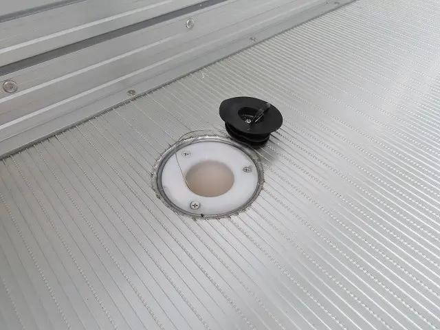 日野デュトロ冷凍車（冷蔵車）小型（2t・3t）[写真14]