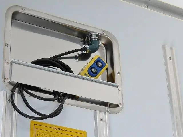 日野デュトロ冷凍車（冷蔵車）小型（2t・3t）[写真21]