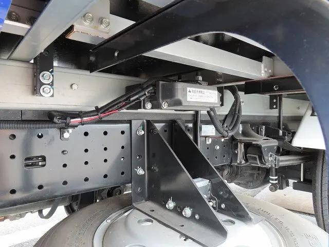 日野デュトロ冷凍車（冷蔵車）小型（2t・3t）[写真28]