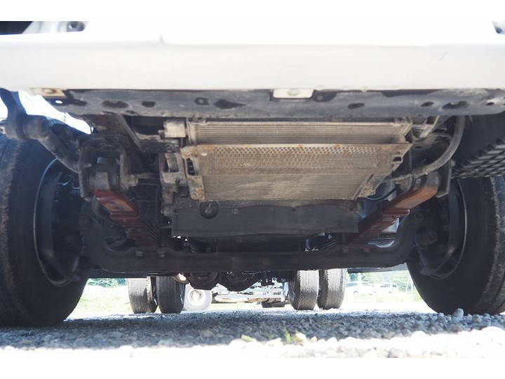 いすゞエルフミキサー車（コンクリートミキサー）小型（2t・3t）[写真28]