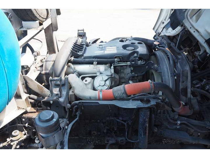 いすゞエルフミキサー車（コンクリートミキサー）小型（2t・3t）[写真30]