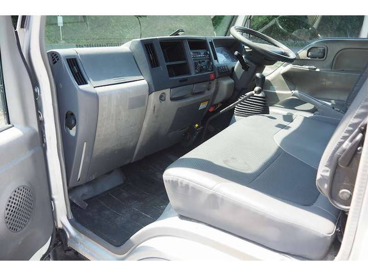 いすゞエルフミキサー車（コンクリートミキサー）小型（2t・3t）[写真33]