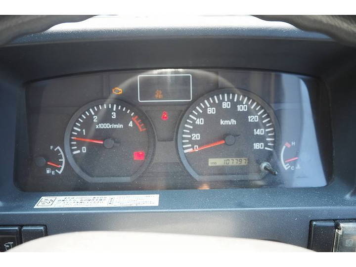 いすゞエルフミキサー車（コンクリートミキサー）小型（2t・3t）[写真38]