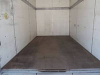 いすゞエルフパネルバン小型（2t・3t）[写真10]