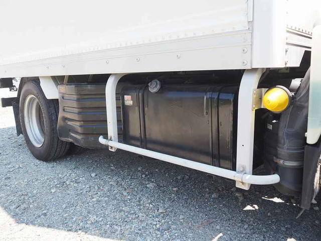 いすゞエルフパネルバン小型（2t・3t）[写真15]