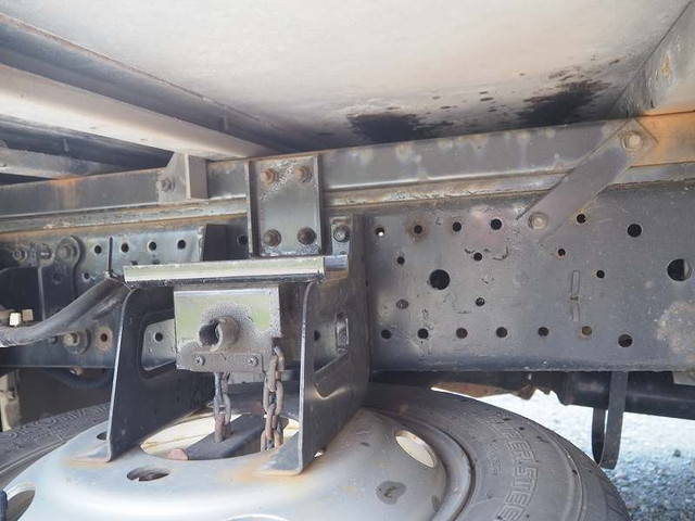 いすゞエルフパネルバン小型（2t・3t）[写真22]