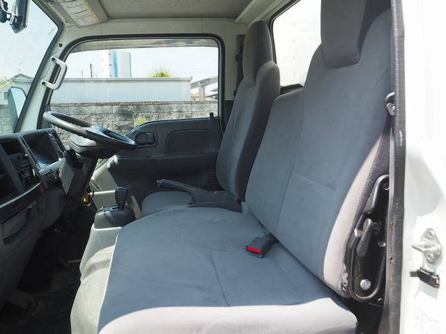 いすゞエルフパネルバン小型（2t・3t）[写真29]