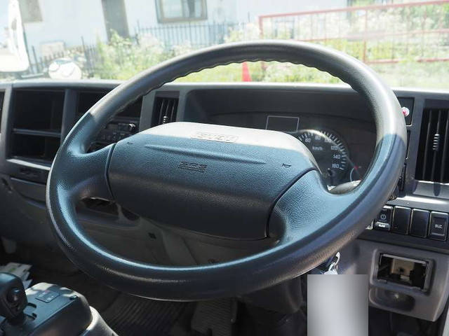 いすゞエルフパネルバン小型（2t・3t）[写真34]