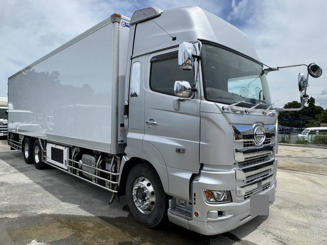 日野プロフィア冷凍車（冷蔵車）大型（10t）[写真01]