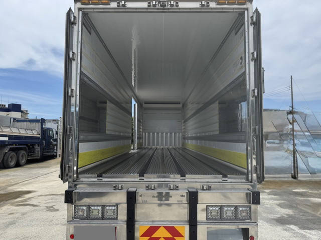 日野プロフィア冷凍車（冷蔵車）大型（10t）[写真19]