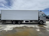 日野プロフィア冷凍車（冷蔵車）大型（10t）[写真05]