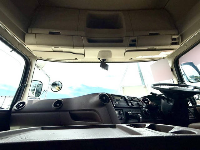 日野プロフィア冷凍車（冷蔵車）大型（10t）[写真08]