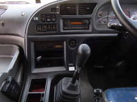 いすゞギガアルミウイング大型（10t）[写真21]