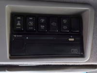 いすゞギガアルミウイング大型（10t）[写真23]