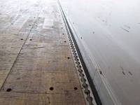 いすゞギガアルミウイング大型（10t）[写真31]