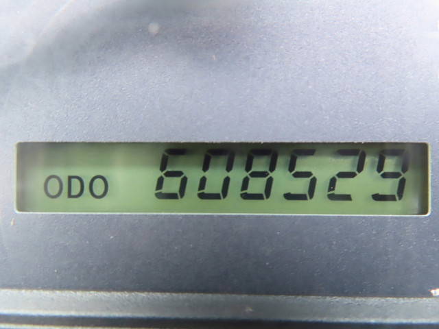 いすゞギガアルミウイング大型（10t）[写真32]