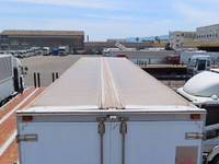 いすゞギガアルミウイング大型（10t）[写真07]