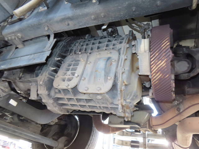 いすゞギガアルミウイング大型（10t）[写真07]