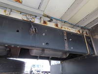 いすゞギガアルミウイング大型（10t）[写真10]