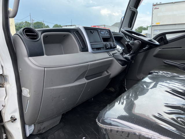 三菱ふそうキャンター平ボディ小型（2t・3t）[写真30]