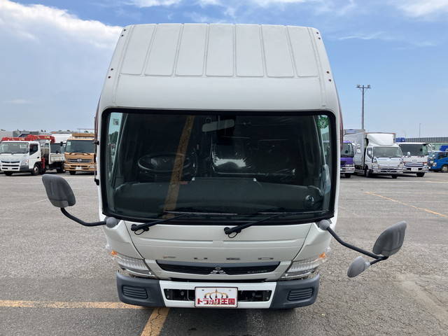 三菱ふそうキャンター平ボディ小型（2t・3t）[写真07]