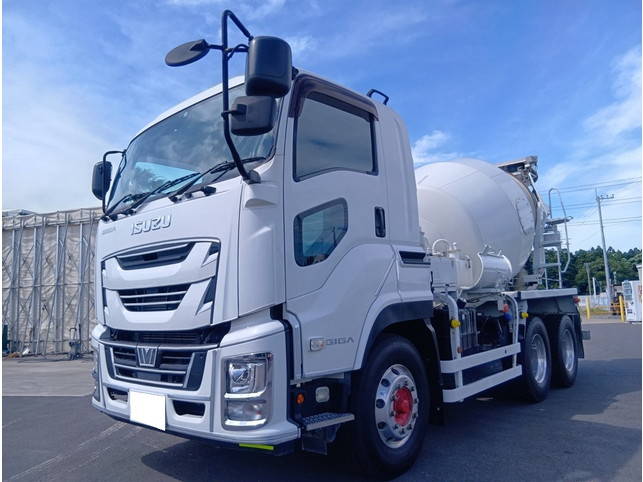 いすゞギガミキサー車（コンクリートミキサー）大型（10t）[写真03]