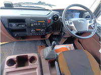 日野レンジャーアルミブロック中型（4t）[写真22]