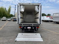 いすゞエルフ冷凍車（冷蔵車）小型（2t・3t）[写真10]